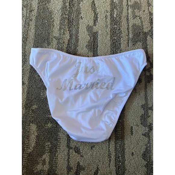 JUST MARRIED Other - JUST MARRIED Bride Bikini Bottom Sz M NEW
